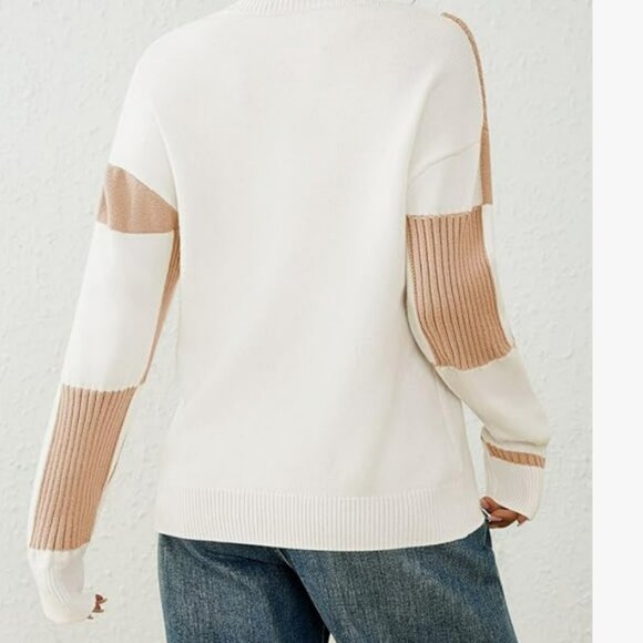 Womens Long Sleeve Beige Checkered Pullover Sweater Crew Neck - Picture 3 of 3